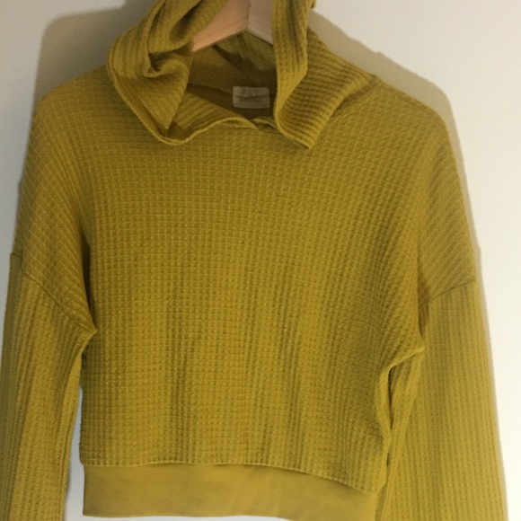 Mustard light weight Hoodie - Picture 5 of 7